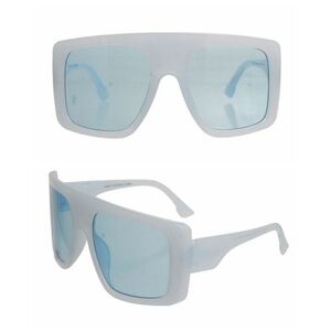 Celebrity Style "D" curved sunglasses